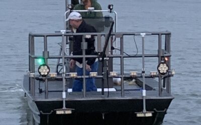 How to Choose the Right Boat Light Mount for Gigging